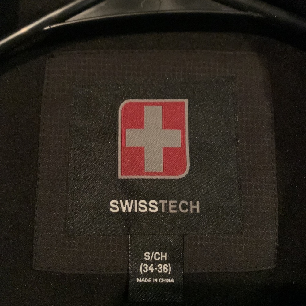 NWT SWISS TECH mens jacket with a hood - Picture 5 of 7